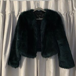 Green faux fur short jacket